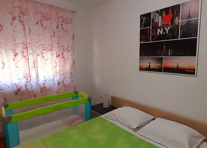 Ema Apartment Zadar